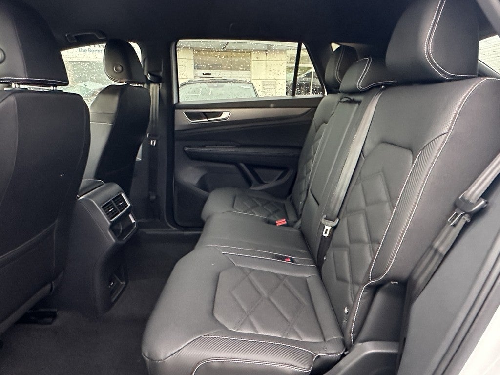 2026 Volkswagen Atlas Cross Sport 2.0T SE 4MOTION