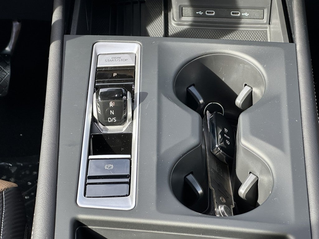 2026 Volkswagen Atlas Cross Sport 2.0T SE 4MOTION