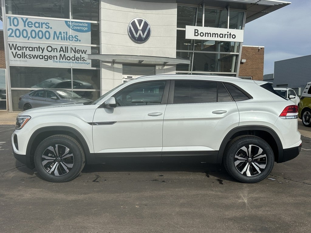 2026 Volkswagen Atlas Cross Sport 2.0T SE 4MOTION