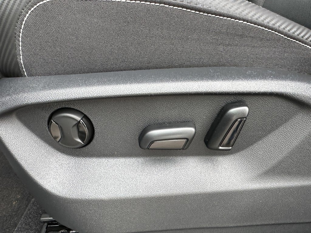 2026 Volkswagen Atlas Cross Sport 2.0T SE 4MOTION