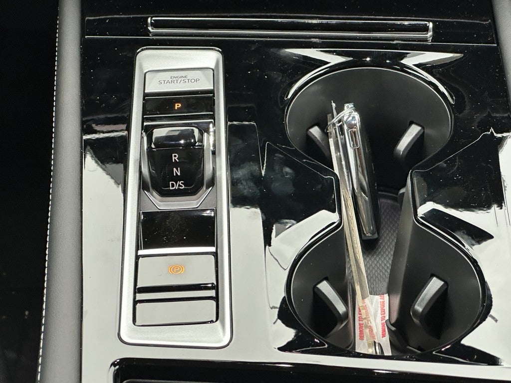 2026 Volkswagen Atlas 2.0T SE w/Technology FWD