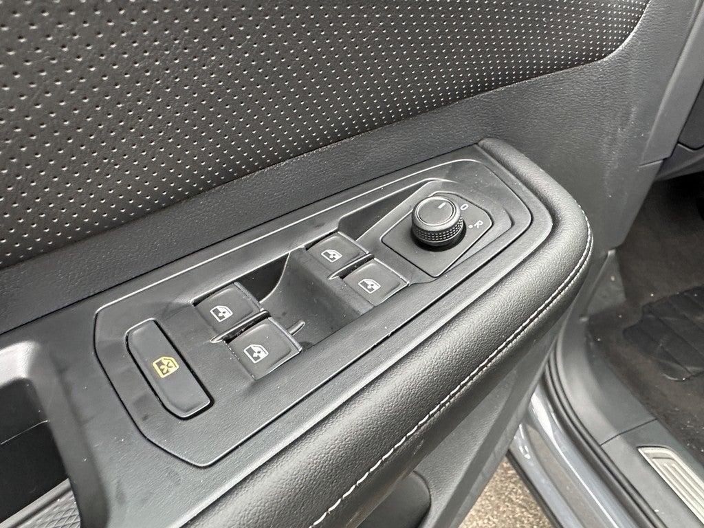 2026 Volkswagen Atlas 2.0T SE w/Technology FWD