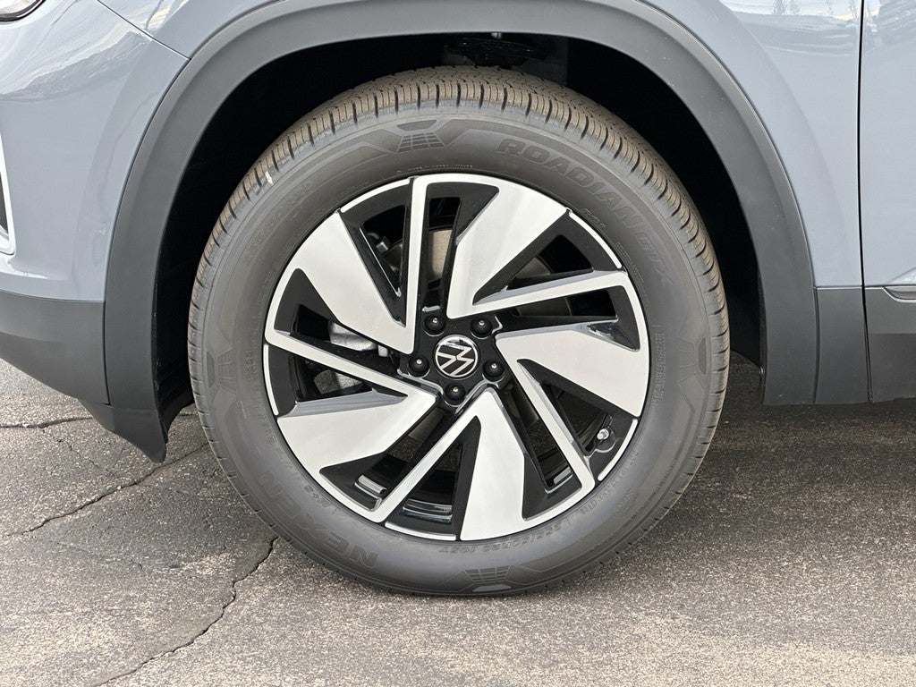 2026 Volkswagen Atlas 2.0T SE w/Technology FWD