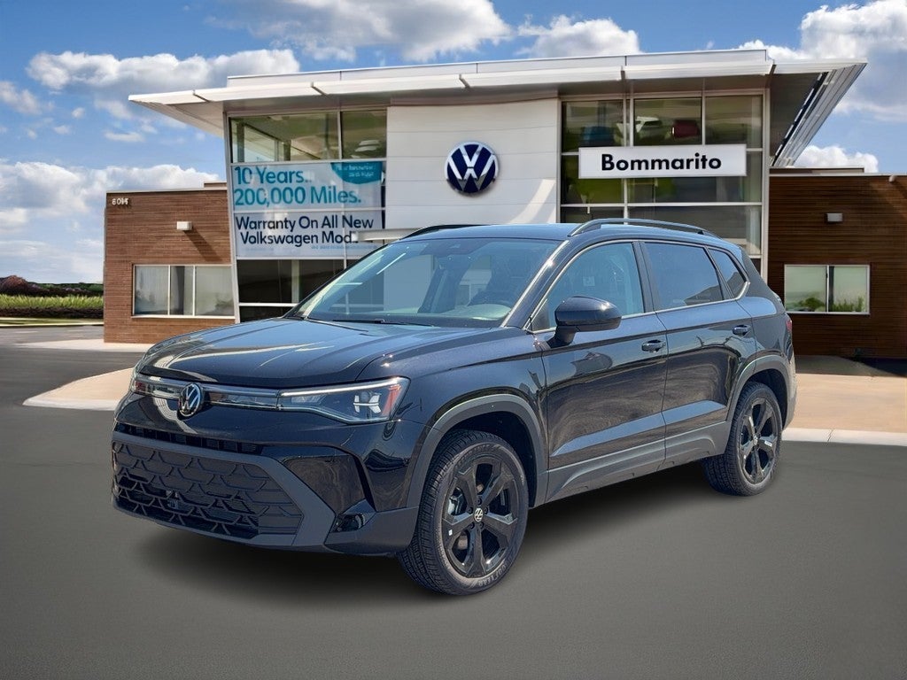 2026 Volkswagen Taos SE Black 4MOTION
