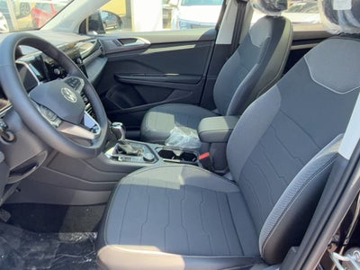 2026 Volkswagen Taos SE Black 4MOTION