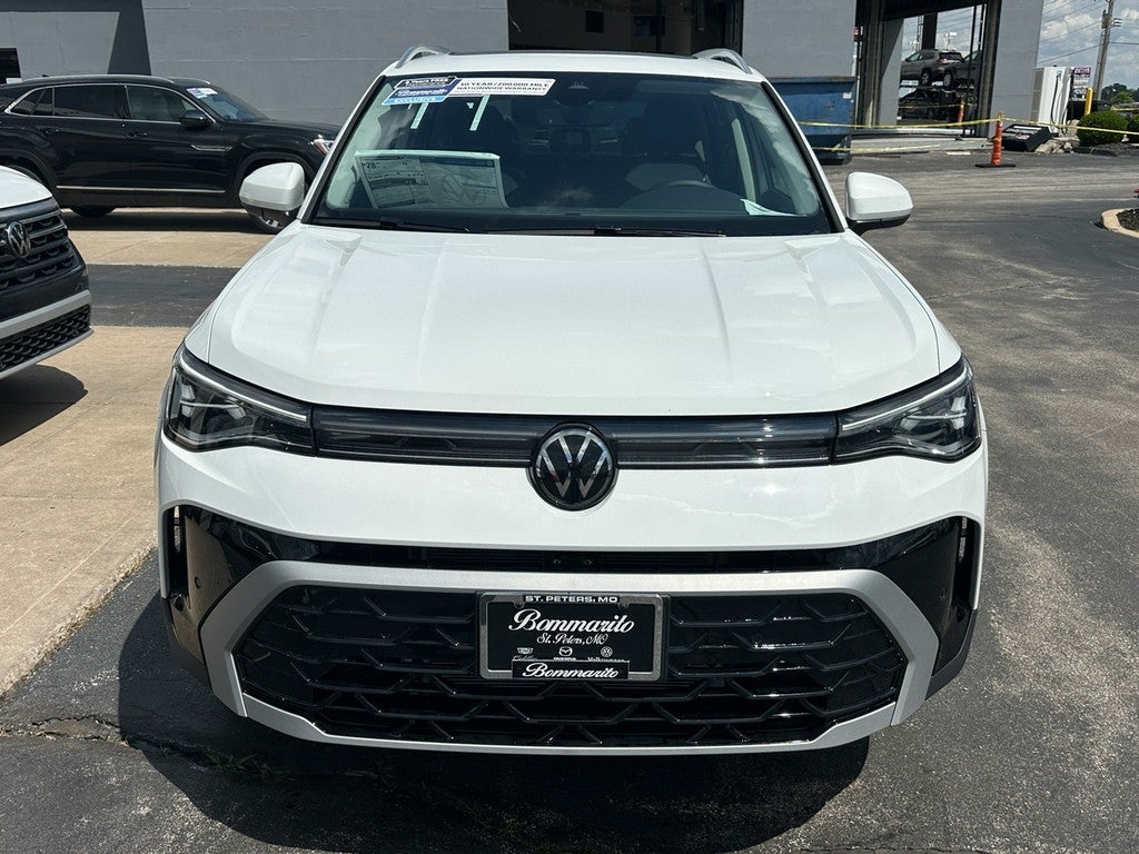 2025 Volkswagen Taos SEL 4MOTION