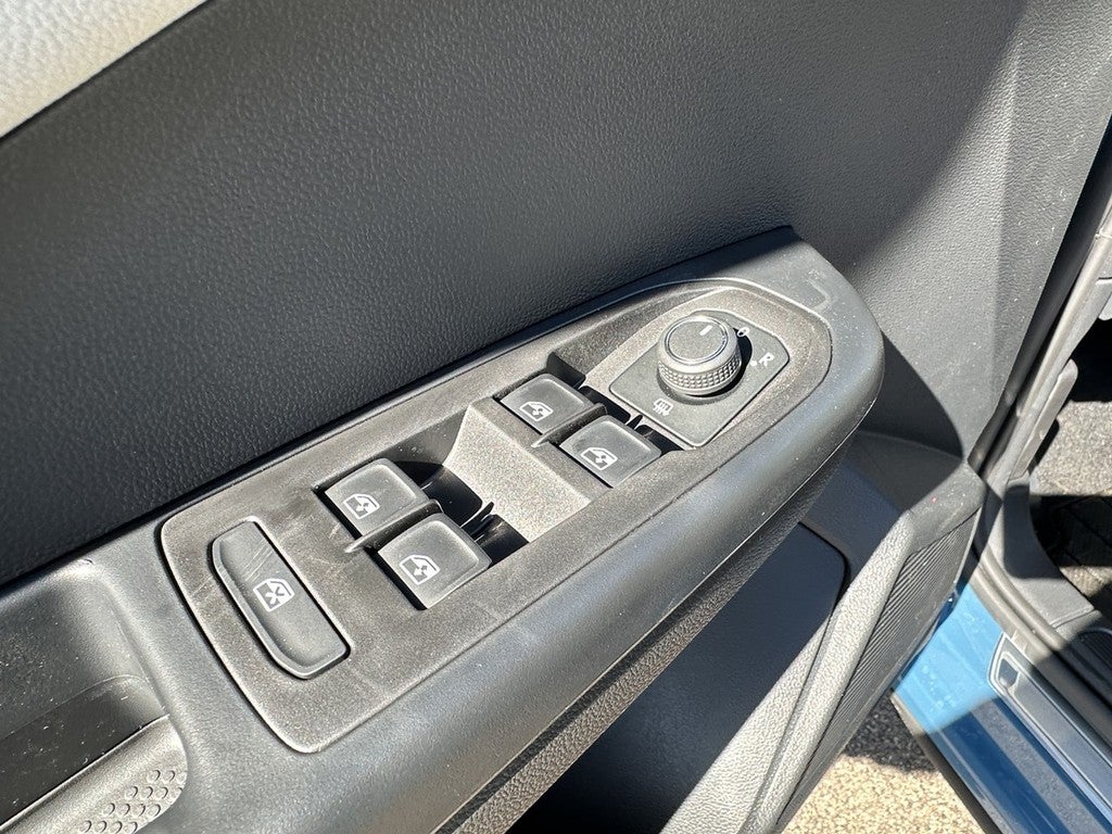 2026 Volkswagen Taos SEL 4MOTION