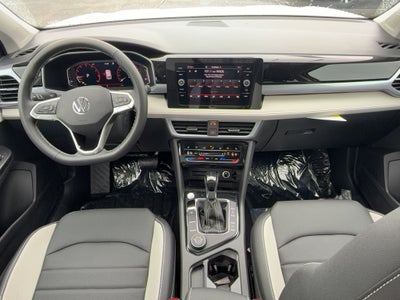 2026 Volkswagen Taos SEL 4MOTION