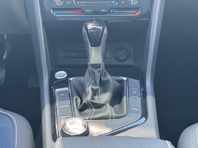 2025 Volkswagen Taos SEL 4MOTION