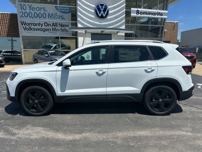 2025 Volkswagen Taos SEL 4MOTION