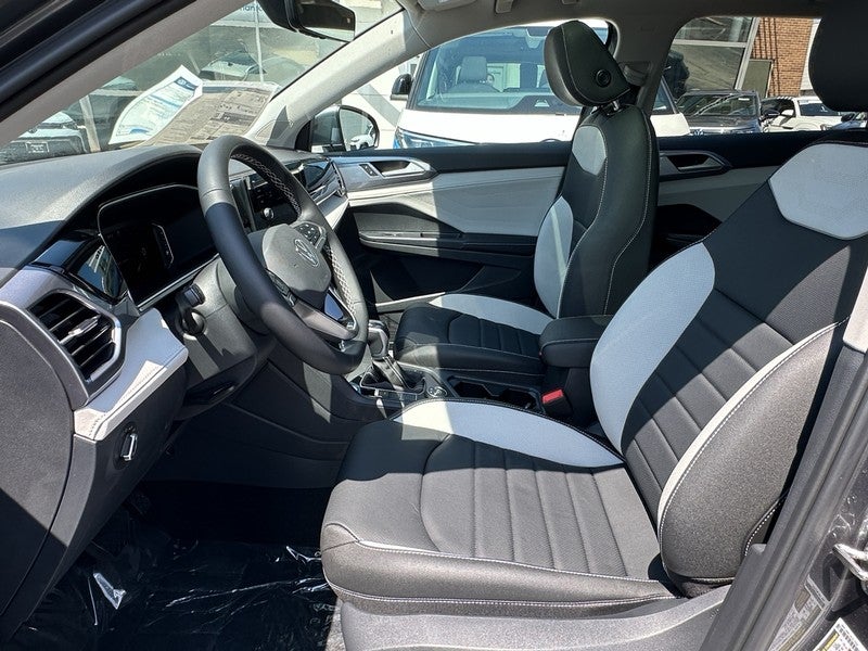 2025 Volkswagen Taos SEL 4MOTION