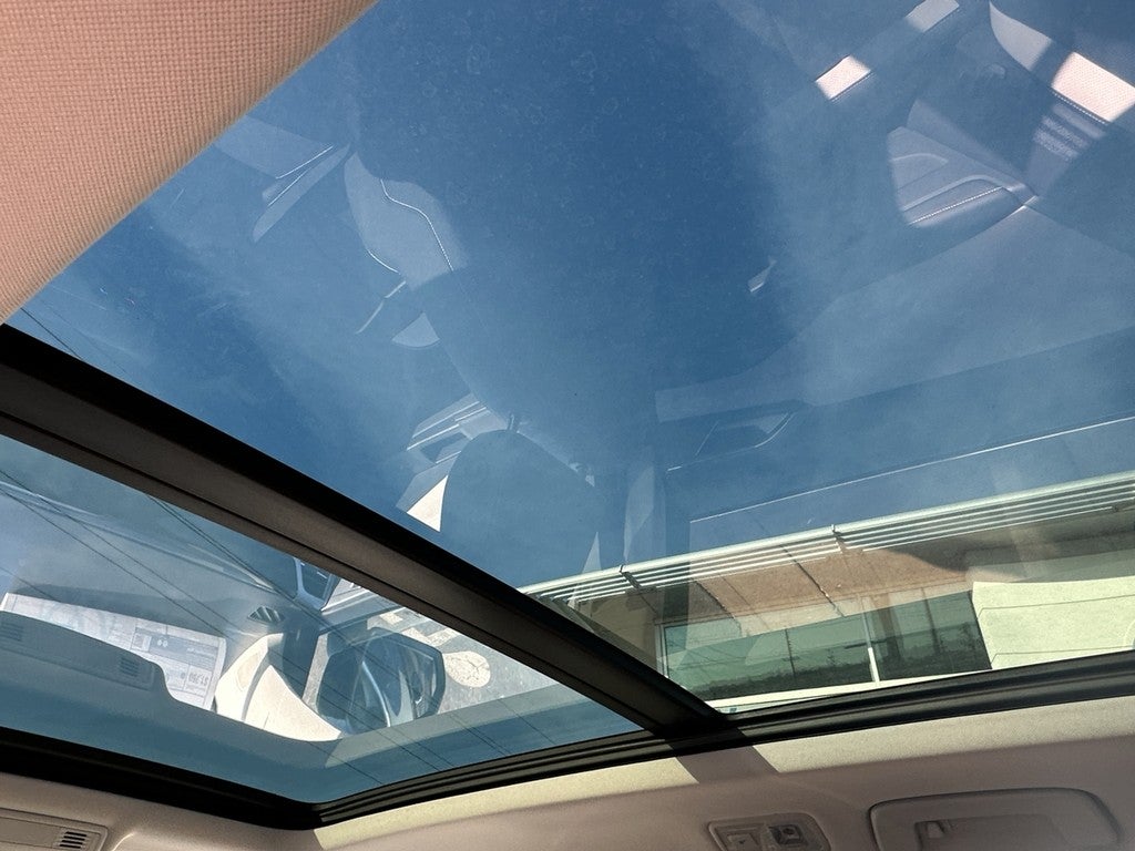 2026 Volkswagen Taos SEL 4MOTION