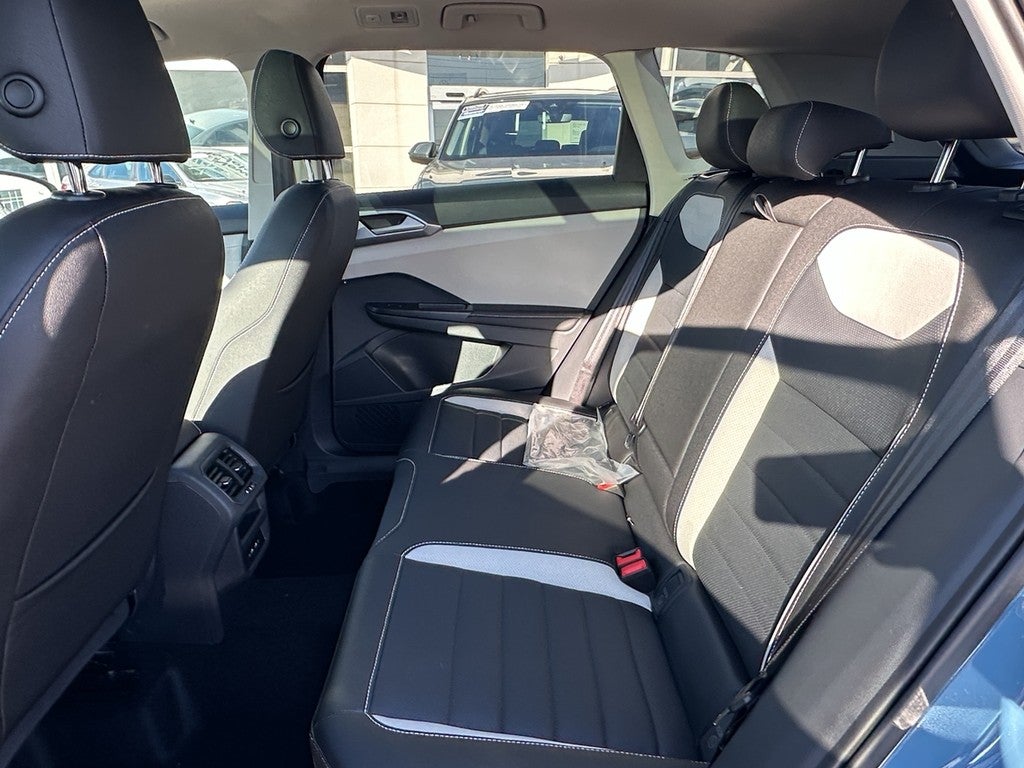 2026 Volkswagen Taos SEL 4MOTION