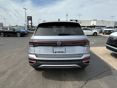 2025 Volkswagen Taos SEL 4MOTION