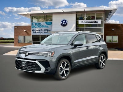 2025 Volkswagen Taos SEL 4MOTION