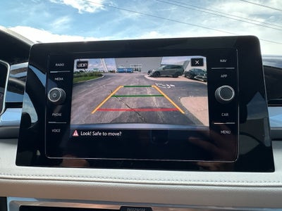 2025 Volkswagen Taos SEL 4MOTION