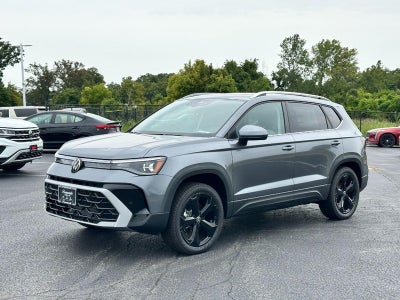 2025 Volkswagen Taos SEL 4MOTION