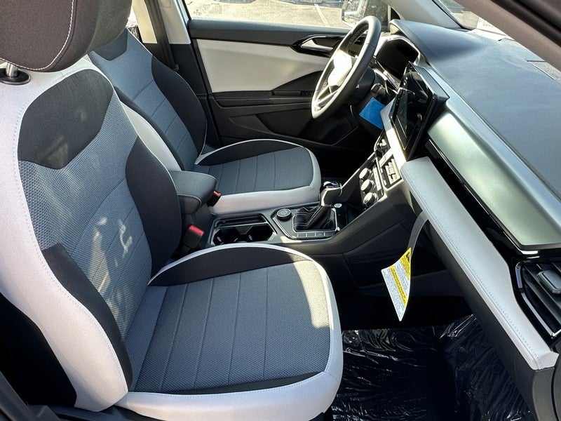 2026 Volkswagen Taos S 4MOTION