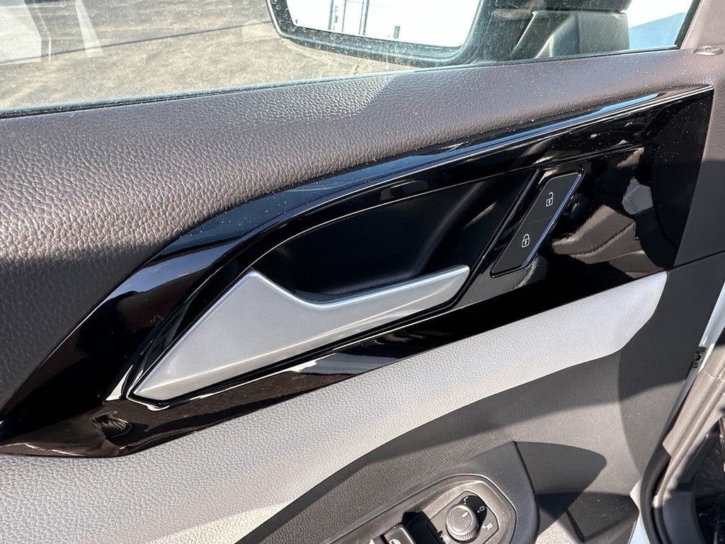 2026 Volkswagen Taos S 4MOTION