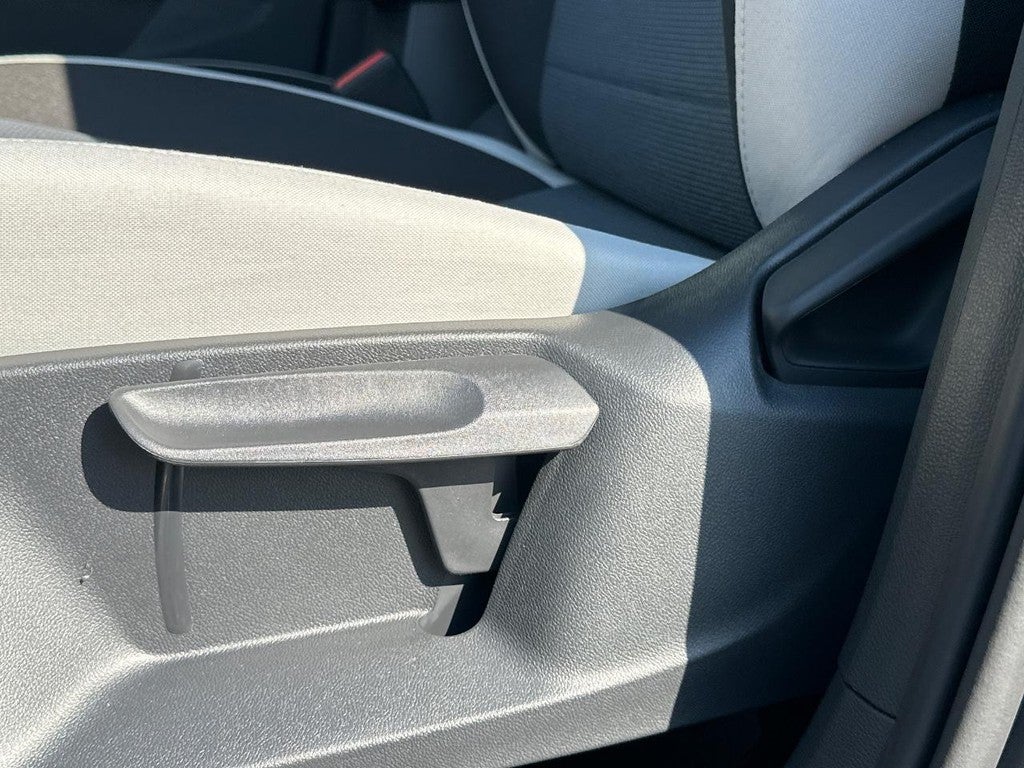 2026 Volkswagen Taos S 4MOTION