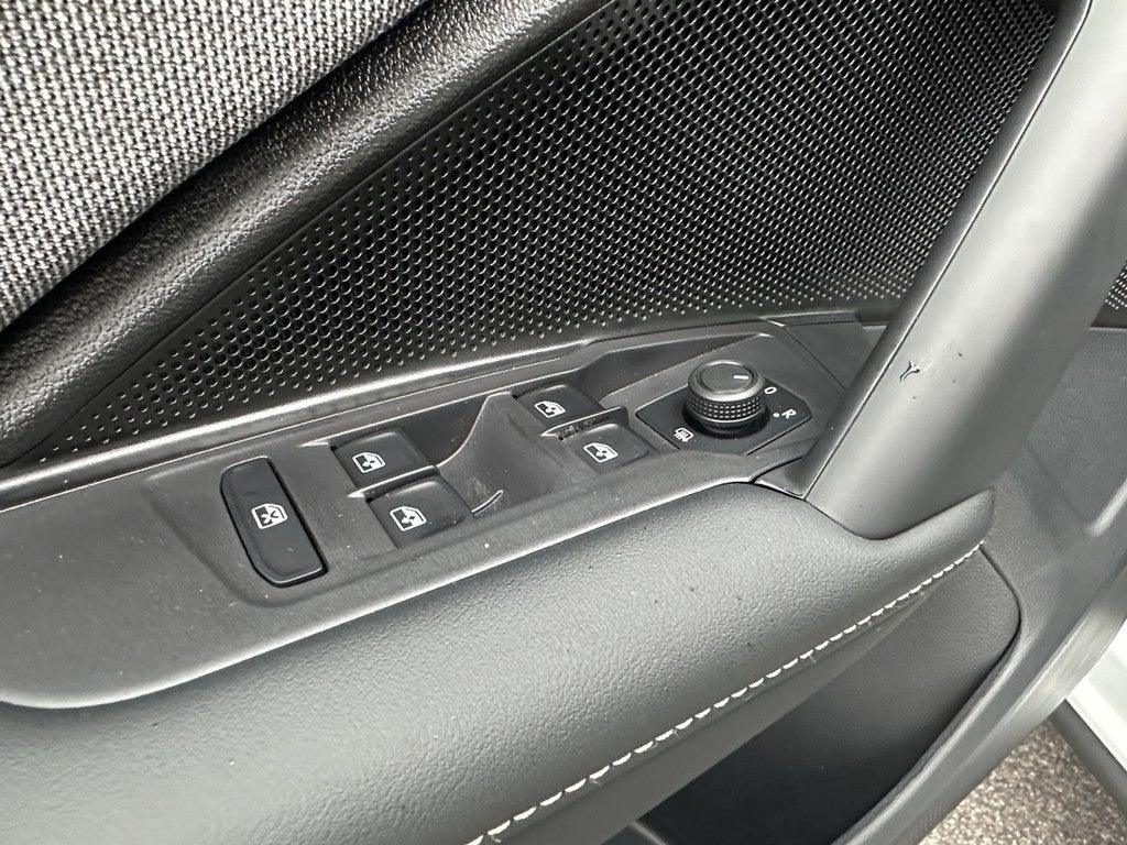 2025 Volkswagen Tiguan 2.0T S 4MOTION