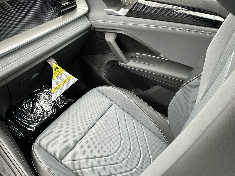 2025 Volkswagen Tiguan 2.0T SE 4MOTION