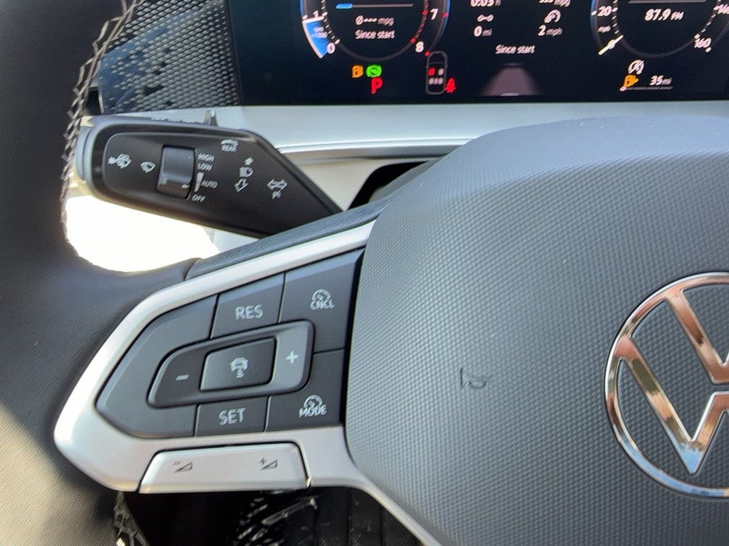 2026 Volkswagen Tiguan 2.0T SE FWD