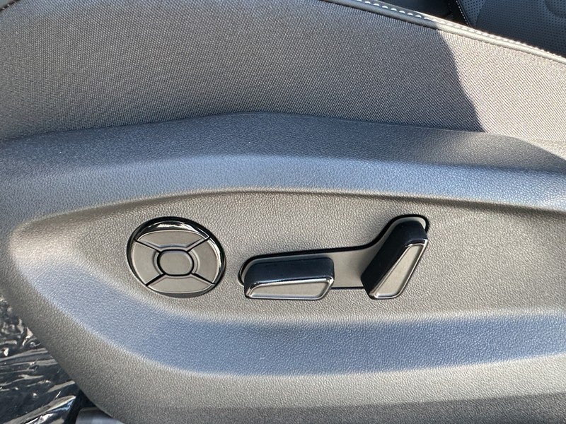 2026 Volkswagen Tiguan 2.0T SE FWD