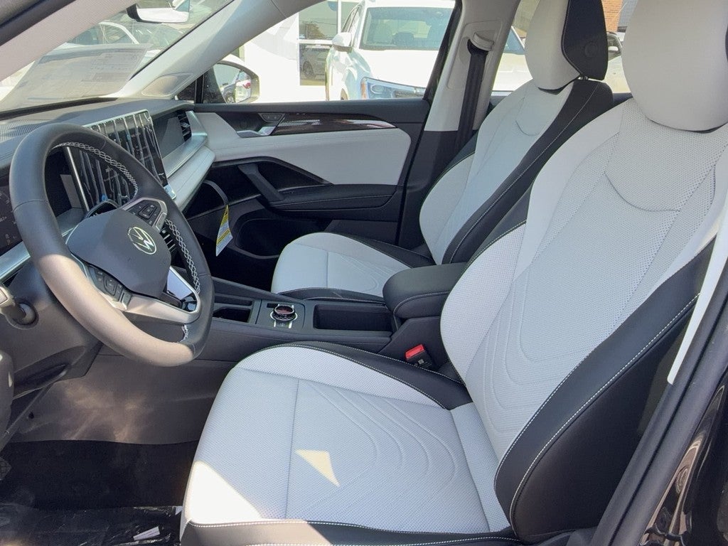 2026 Volkswagen Tiguan 2.0T SE FWD