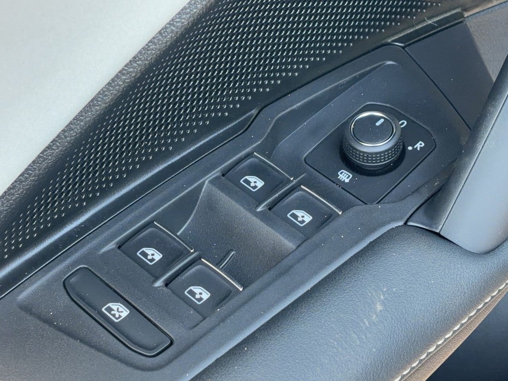 2026 Volkswagen Tiguan 2.0T SE FWD