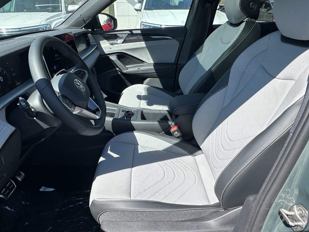 2026 Volkswagen Tiguan 2.0T SE R-Line Black 4MOTION