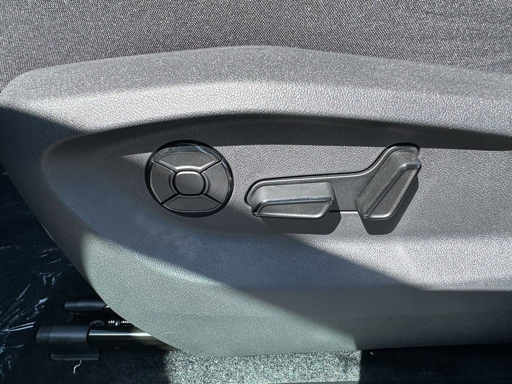 2026 Volkswagen Tiguan 2.0T SE R-Line Black 4MOTION