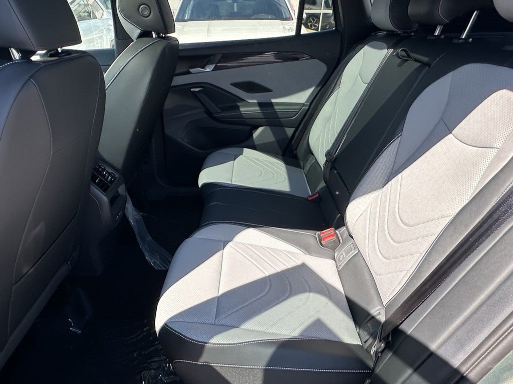 2026 Volkswagen Tiguan 2.0T SE R-Line Black 4MOTION