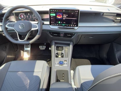 2026 Volkswagen Tiguan 2.0T SE R-Line Black 4MOTION