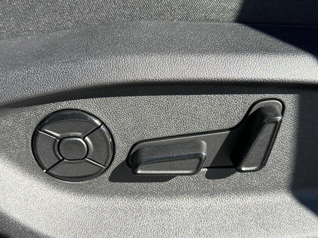 2026 Volkswagen Tiguan 2.0T SE R-Line Black 4MOTION