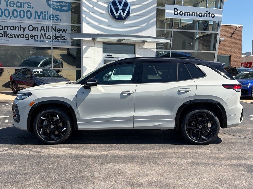 2026 Volkswagen Tiguan 2.0T SE R-Line Black 4MOTION