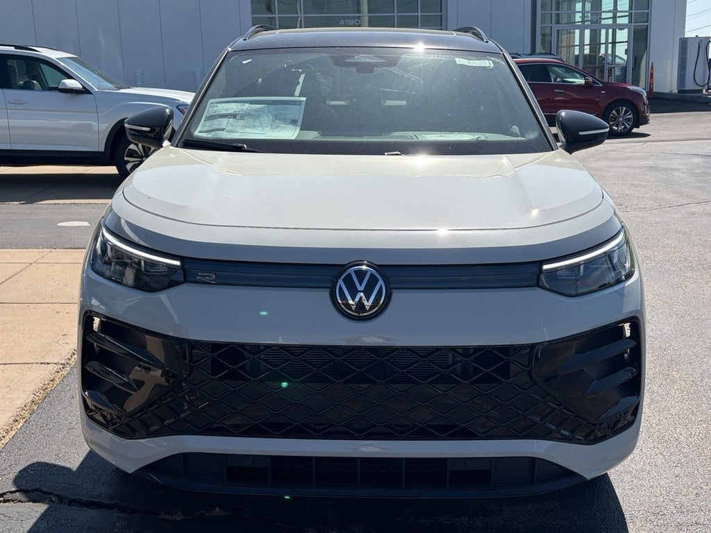 2026 Volkswagen Tiguan 2.0T SE R-Line Black 4MOTION