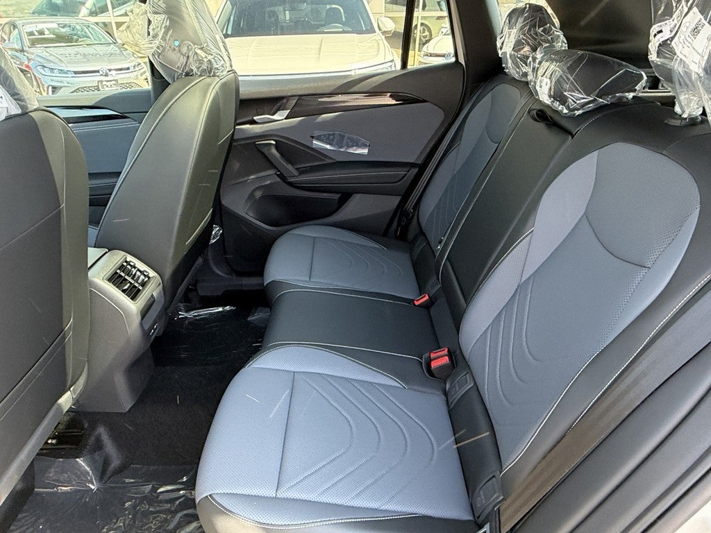 2026 Volkswagen Tiguan 2.0T SE R-Line Black 4MOTION