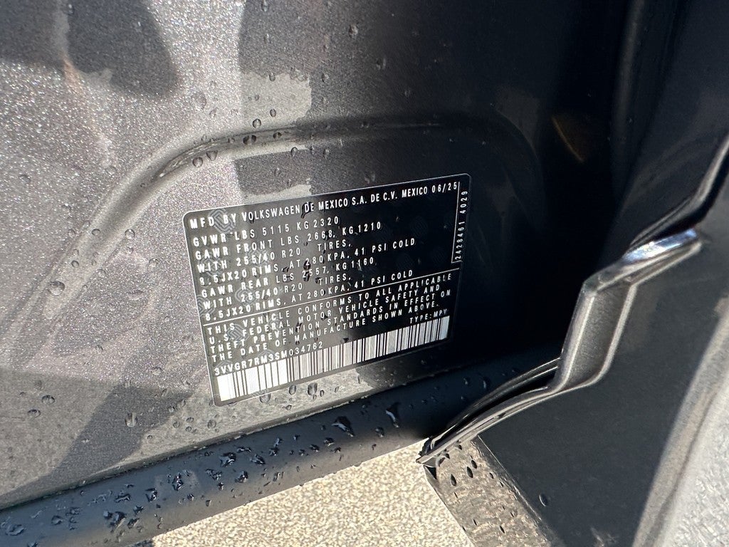 2025 Volkswagen Tiguan 2.0T SE R-Line Black 4MOTION