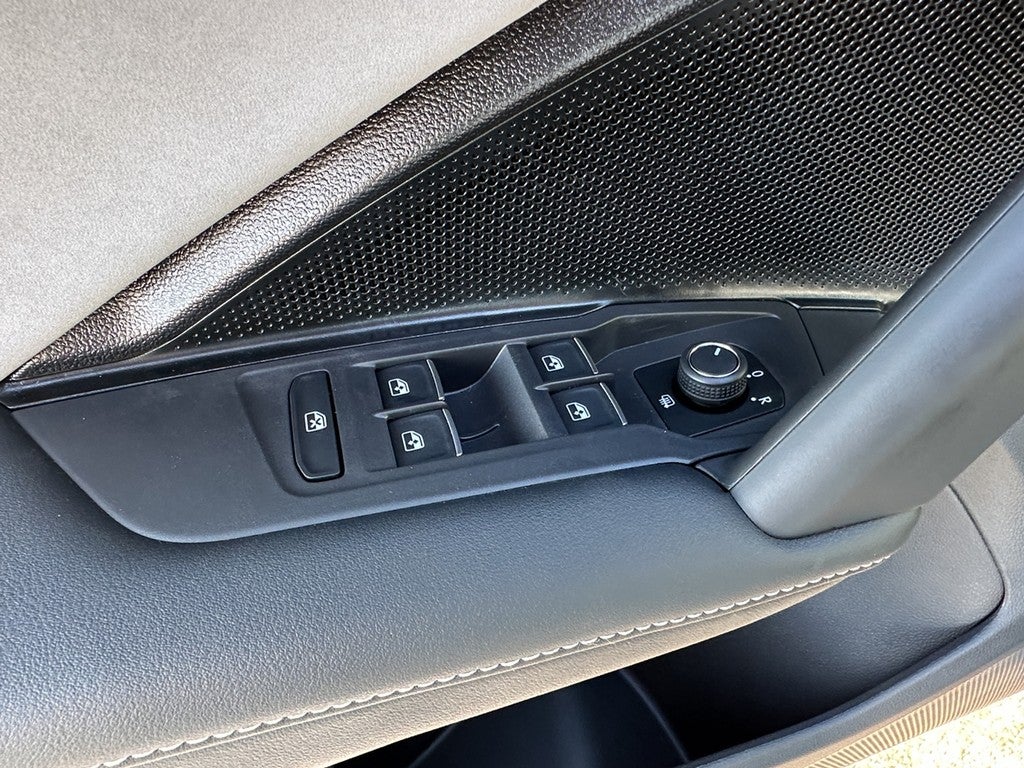 2026 Volkswagen Tiguan 2.0T SE R-Line Black 4MOTION