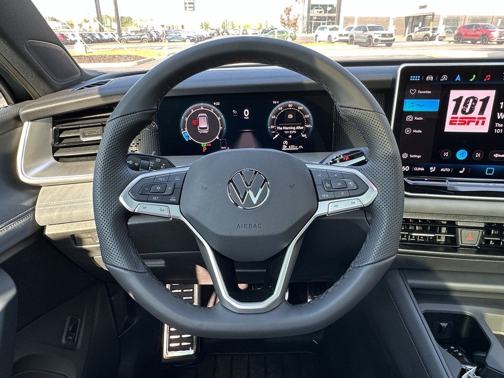 2025 Volkswagen Tiguan 2.0T SE R-Line Black 4MOTION