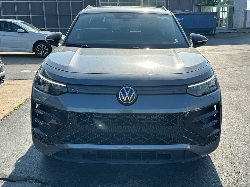 2025 Volkswagen Tiguan 2.0T SE R-Line Black 4MOTION