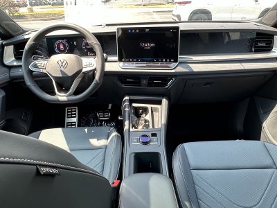 2025 Volkswagen Tiguan 2.0T SE R-Line Black 4MOTION