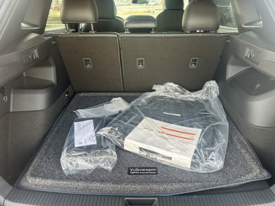 2026 Volkswagen Tiguan 2.0T SE R-Line Black 4MOTION