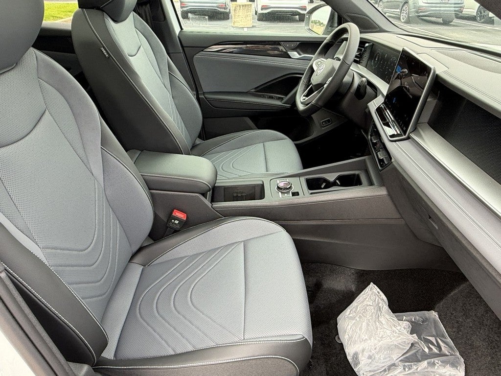 2026 Volkswagen Tiguan 2.0T SE R-Line Black 4MOTION