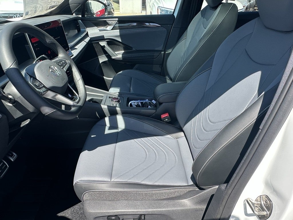 2026 Volkswagen Tiguan 2.0T SE R-Line Black 4MOTION