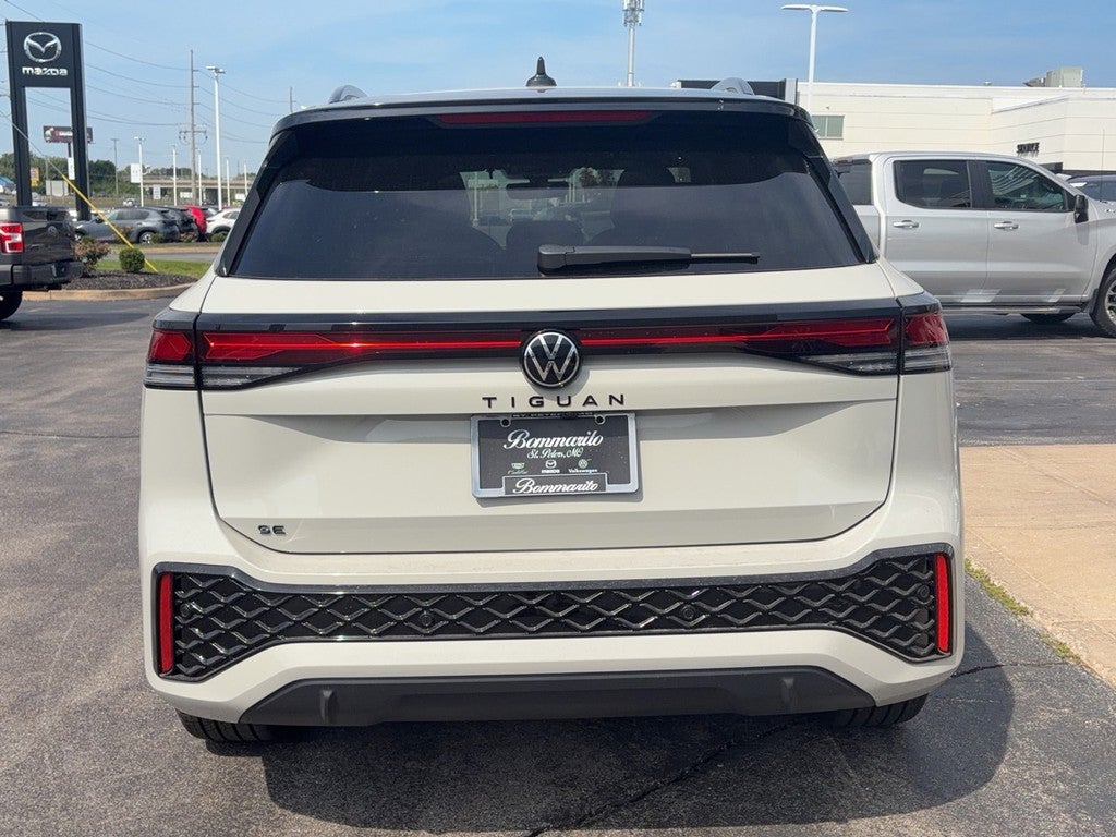 2026 Volkswagen Tiguan 2.0T SE R-Line Black FWD