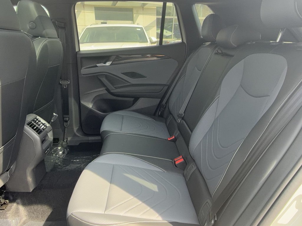 2026 Volkswagen Tiguan 2.0T SE R-Line Black FWD