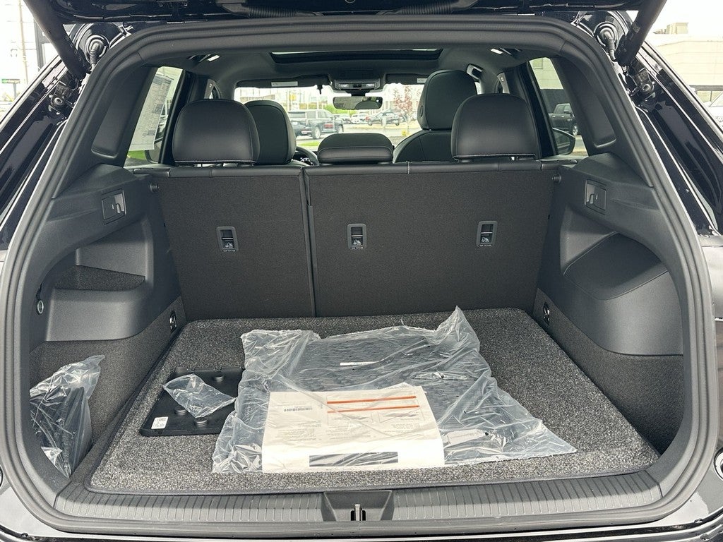 2026 Volkswagen Tiguan 2.0T SE R-Line Black FWD