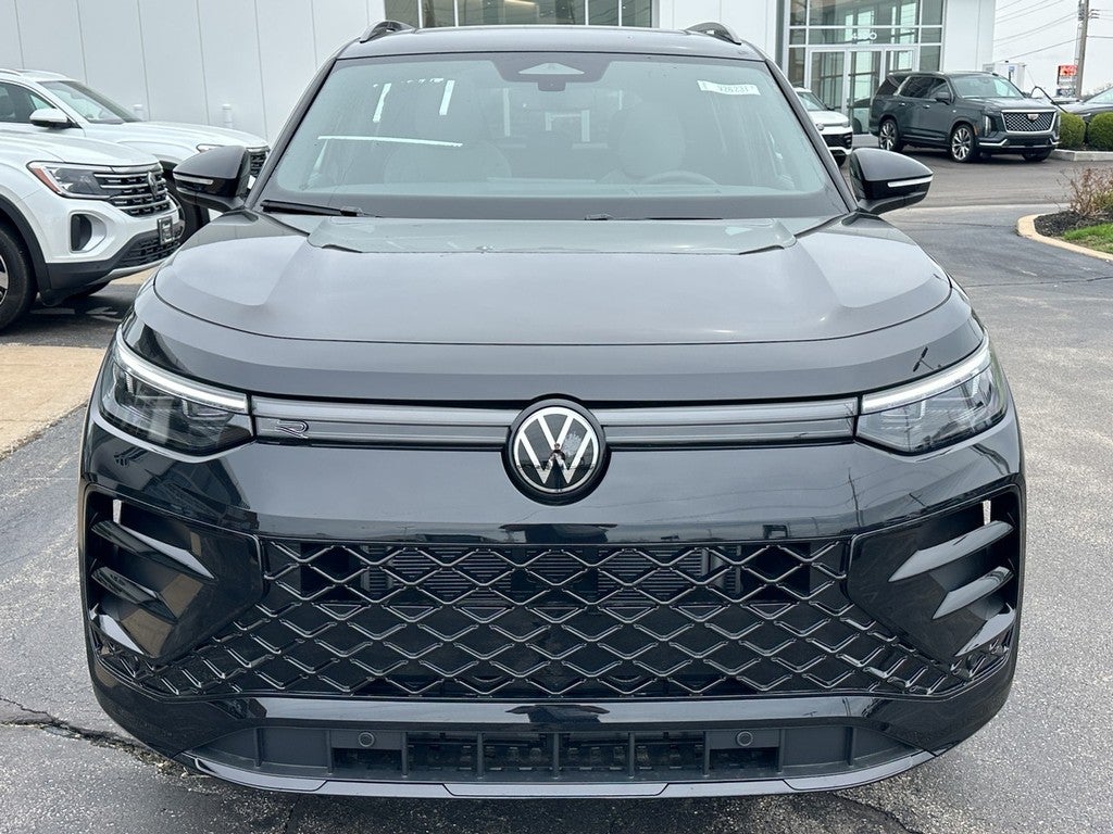 2026 Volkswagen Tiguan 2.0T SE R-Line Black FWD